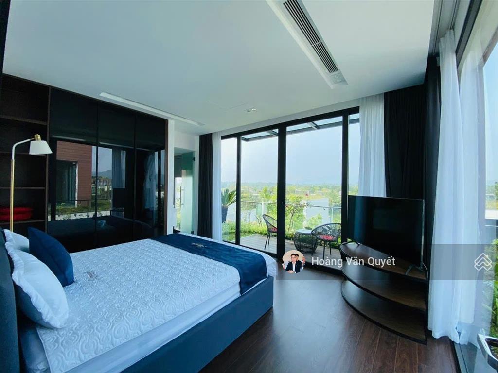 Cần bán gấp biệt thự greenvillas 150m2 3 tầng 3 phòng ngủ sổ lâu dài view đồi thông.  0962 202 ***
