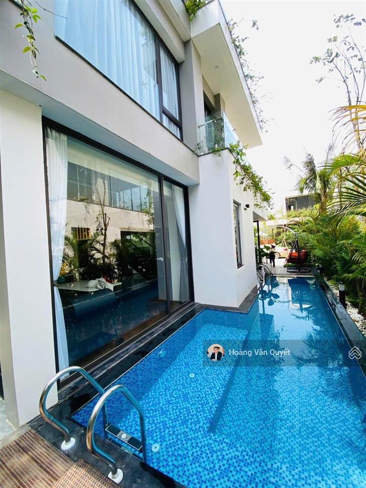 Cần bán gấp biệt thự greenvillas 150m2 3 tầng 3 phòng ngủ sổ lâu dài view đồi thông.  0962 202 ***