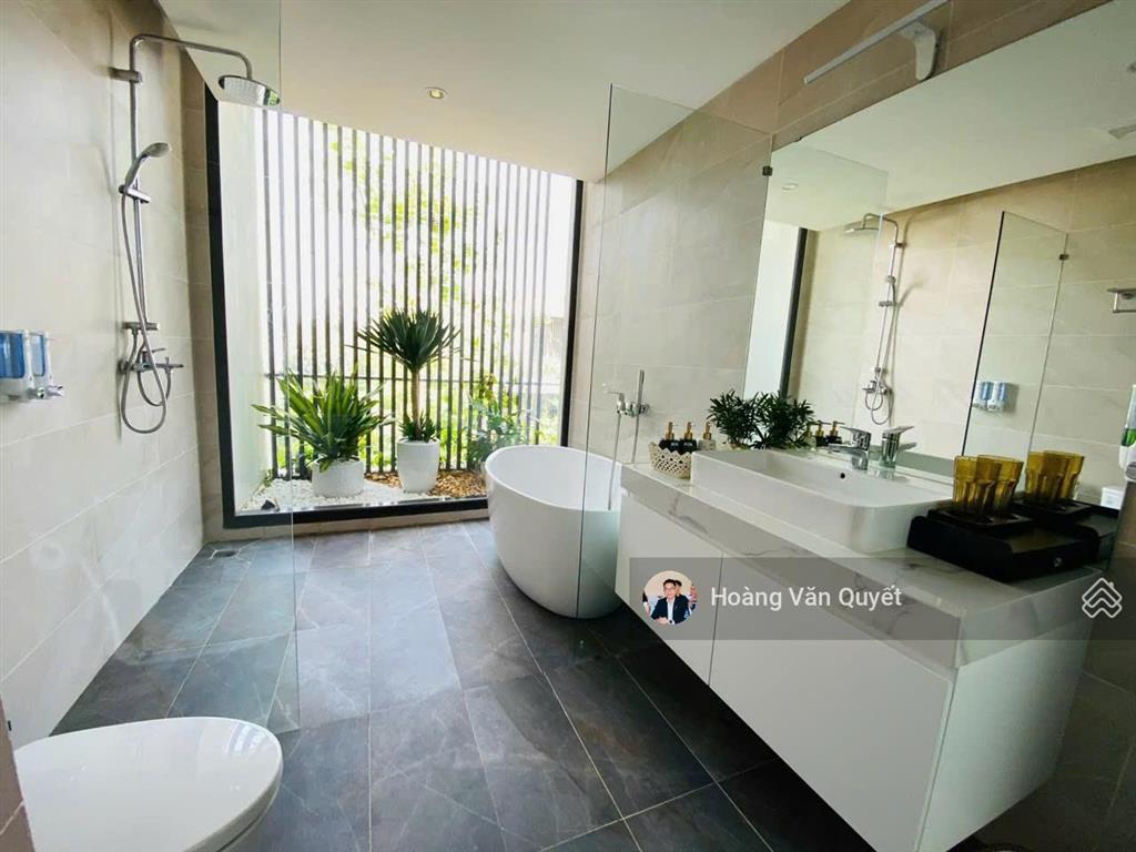 Cần bán gấp biệt thự greenvillas 150m2 3 tầng 3 phòng ngủ sổ lâu dài view đồi thông.  0962 202 ***