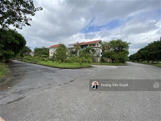 Bán biệt thự xây thô 420m2 đường hoa ngọc lan hướng đb đường rộng 19,5m giá đầu tư.  0962 202 ***