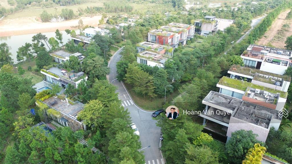 Bán nền đất 250m2 flamingo venus resort thế cao sổ lâu dài giá rẻ nhỉnh 8 tỷ bao sổ.  0962 202 ***