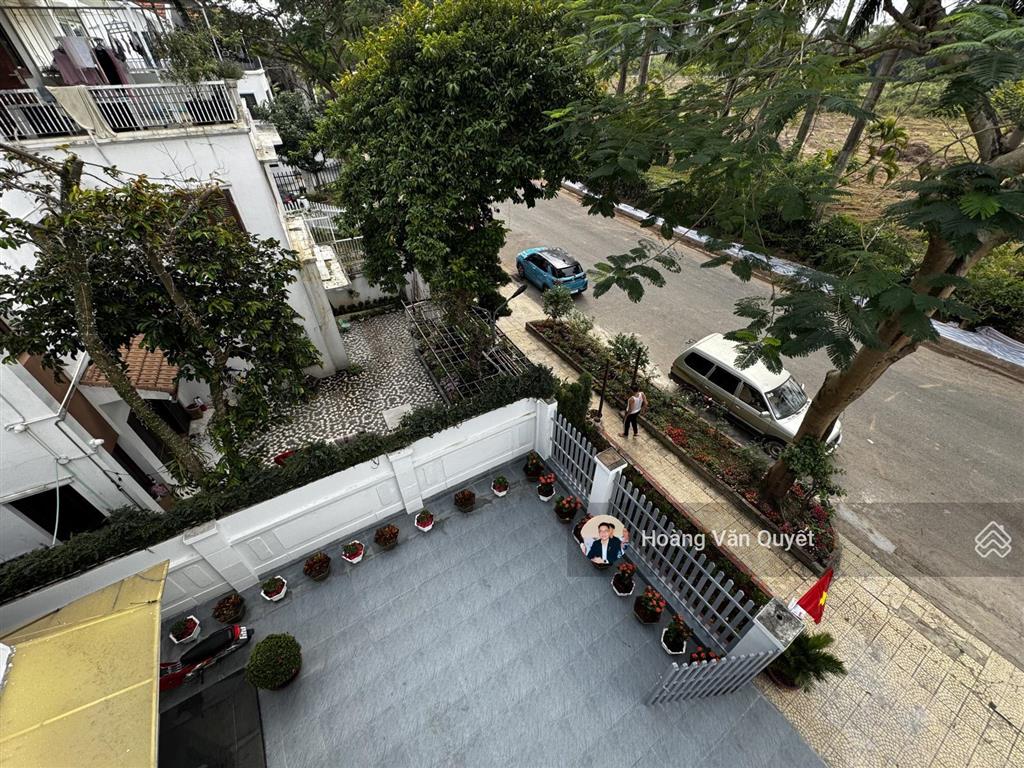 Bán biệt thự hoàn thiện 200m2 kđt quang minh long việt đường rộng 15,5m nở hậu.  0962 202 ***