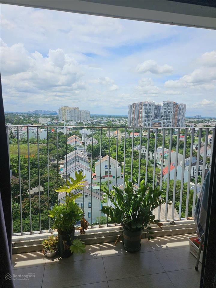 Chính chủ cần bán gấp căn hộ hausneo, đã có sổ hỗ trợ vay, 2pn, 2wc, view đẹp, giá 3.48 tỷ quá rẻ