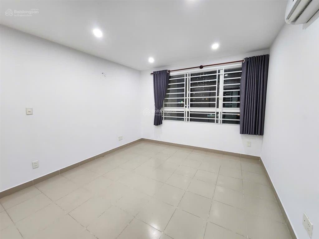 Bán nhanh căn hộ thịnh vượng, sổ sẵn, 3pn, 2c, nhà mới dọn vào ở luôn, giá 4.9 tỷ bao thuế phí!