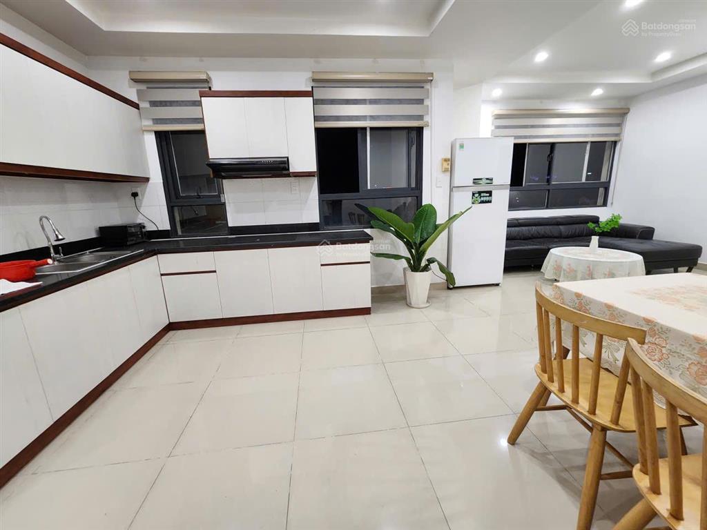 Chủ gửi bán căn hộ thịnh vượng, sổ sẵn, vay thoải mái, 2pn, 2wc, full nt, giá 4.250 bao thuế phí