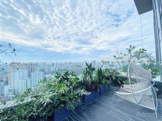 Cần cho thuê căn penthouse ôm trọn 4 view 140m2, 3pn, giá 45 triệu/th.  0766 827 ***