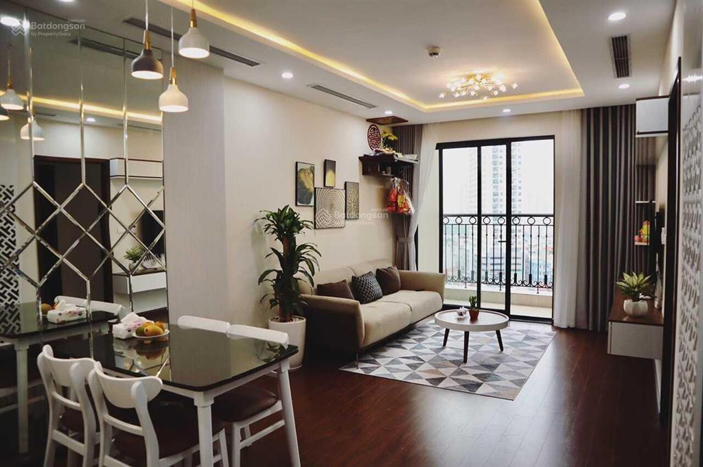 Chính chủ bán cc 2pn roman plaza, 78m2, nhà mới đẹp, full nội thất xịn, ban công hướng mát thoáng