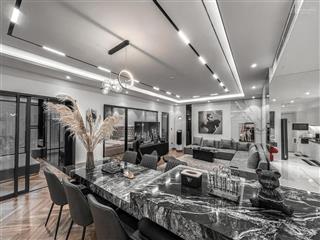 Chính chủ bán căn hộ 34t trung hoà nhân chính, 131 m2, 3 ngủ 2 vệ sinh, đầy đủ nội thất, tầng trung