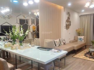 Chính chủ bán căn hộ 2 ngủ 2 vệ sinh hà nội center point, 60m2, full nội thất, bc đông nam rất hiếm