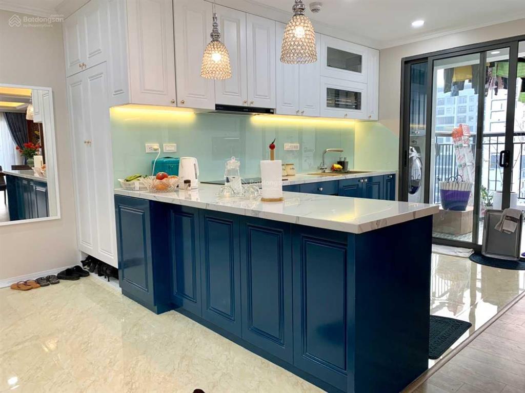 Chính chủ bán căn hộ diamond flower lê văn lương, 173m2, 3pn 2vs, full nội thất, căn góc cực thoáng