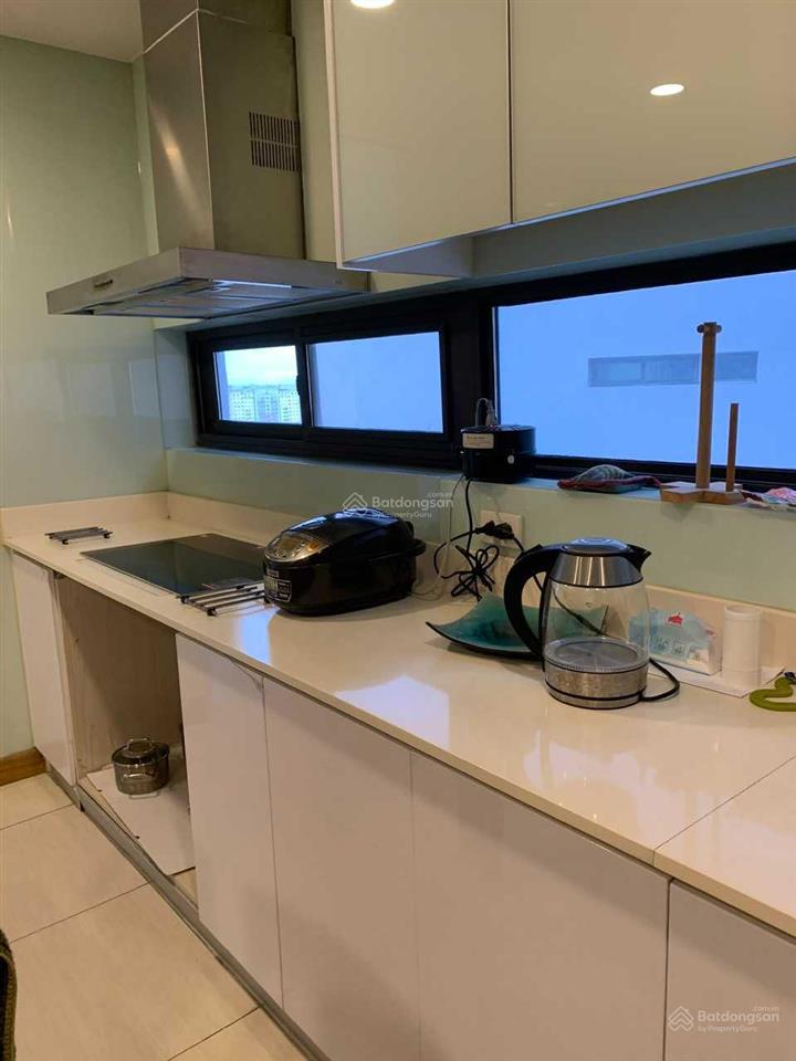 Chính chủ bán căn 90 nguyễn tuân, 70m2, thiết kế 2 phòng ngủ 2 vệ sinh, nội thất đầy đủ, tầng trung