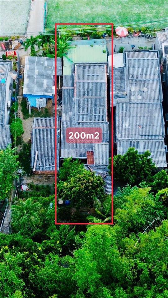 Quangvinh chào bán lô đất 200m2 thổ cư tặng nhà cấp 4. cạnh bãi tắm thắng cảnh hang cau và kdl vip