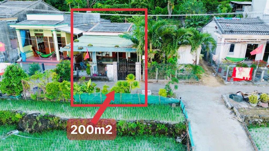 Quangvinh chào bán lô đất 200m2 thổ cư tặng nhà cấp 4. cạnh bãi tắm thắng cảnh hang cau và kdl vip