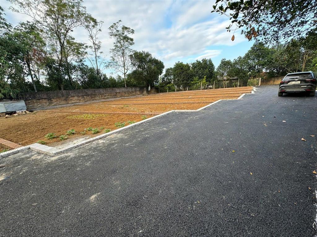 100m sát cnc hoà lạc giá chỉ có 2,1 tỷ. đường ô tô vào tận đất.