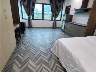 Tôi chính chủ bán nhà dòng tiền kinh doanh ngay full nội thất mặt phố long biên 26 tỷ