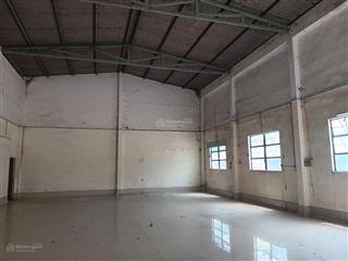 Cho thuê kho xưởng 400m2 bình chánh. đường xe tải 13 tấn.