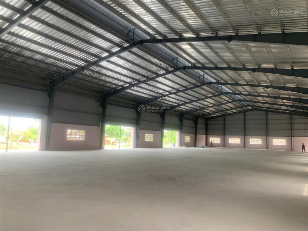 Cho thuê cụm kho xưởng 1.650m2. kho đạt chuẩn kcn