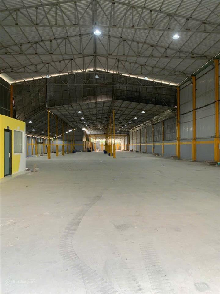 Kho xưởng 1.800m2 hưng long  bình chánh. hệ thống pccc đầy đủ