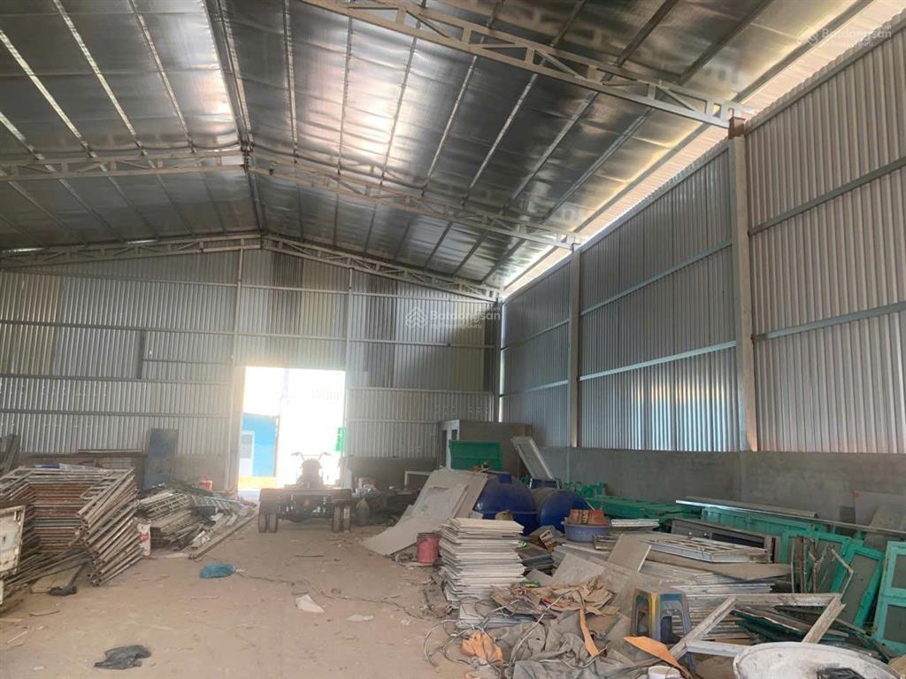 Kho xưởng 460m2 mỹ yên  bến lức. xưởng xây mới, sạch đẹp