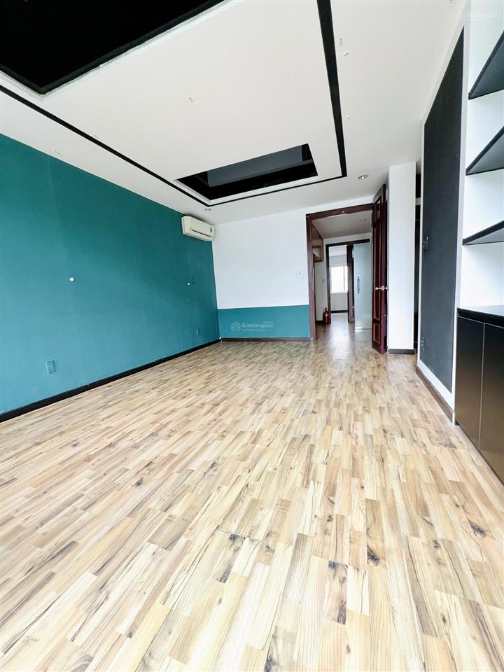 Cho thuê nhà phố 12 hưng phước 4, ngang 6m, 1 trệt lửng 3 lầu, có thang máy, 61tr/th