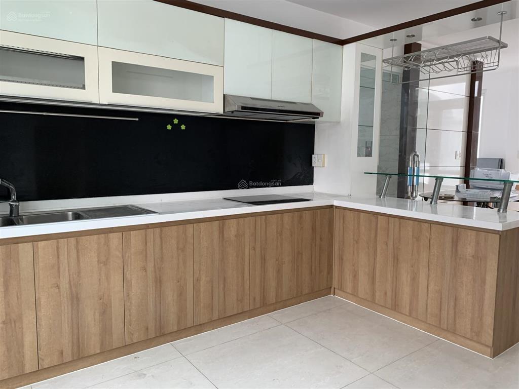 Cho thuê nhà phố 12 hưng phước 4, ngang 6m, 1 trệt lửng 3 lầu, có thang máy, 61tr/th