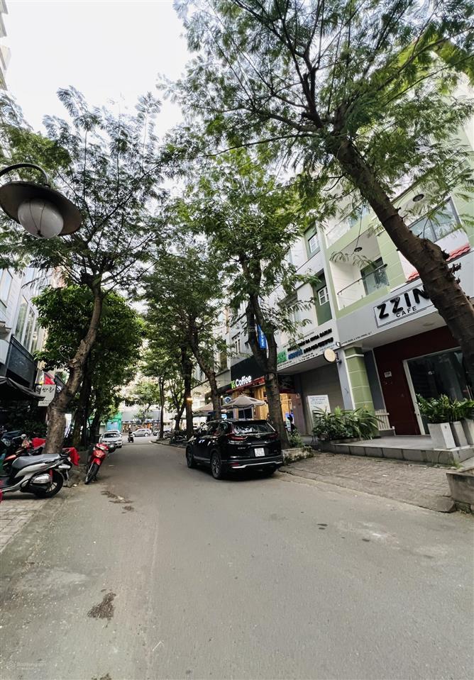 Cho thuê nhà phố 12 hưng phước 4, ngang 6m, 1 trệt lửng 3 lầu, có thang máy, 61tr/th