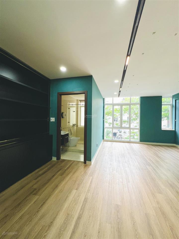 Cho thuê nhà phố 12 hưng phước 4, ngang 6m, 1 trệt lửng 3 lầu, có thang máy, 61tr/th