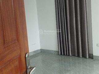 Cho thuê căn hộ 2pn + wc, tại biệt thự tp giao lưu, riêng biệt, oto xe máy để thoái mái