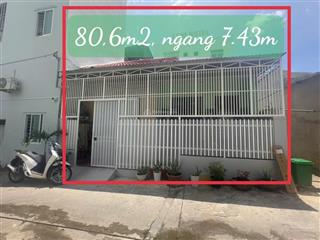 Bán nhà cấp 4 cực đẹp 80.6m2, ngang 7.43m, đường 5m thông giá 3.6 tỷ phường bắc nha trang mới