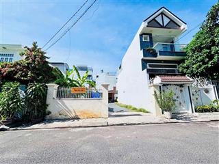 Bán đất mặt tiền đường lam sơn 339 m2 ngang 9,3m giá 29.5 tỷ gần vòng xoay nam nha trang!