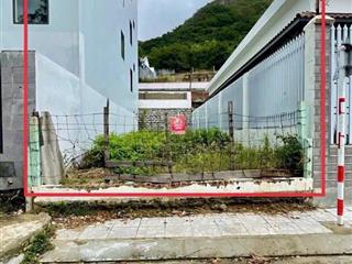 Bán đất 89,9 m2 (ngang 5m, đường 8m, hướng nam) giá 5,5 tỷ vĩnh hoà, bắc nha trang