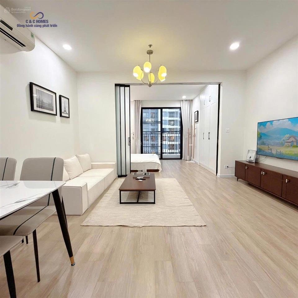 Bán 1 ngủ times tòa t08 view nhạc nước  cầu vĩnh tuy thoáng giá chỉ 5,650 tỷ rẻ nhất thị trường