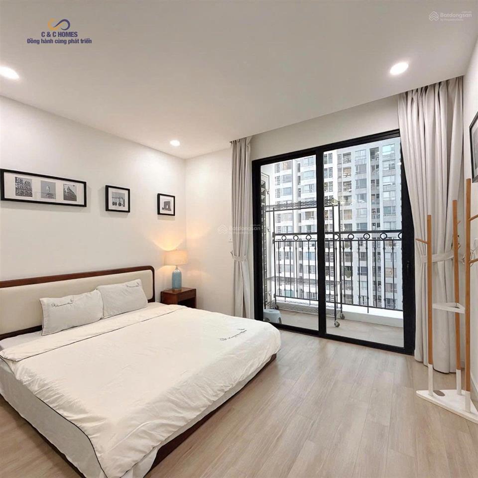 Bán 1 ngủ times tòa t08 view nhạc nước  cầu vĩnh tuy thoáng giá chỉ 5,650 tỷ rẻ nhất thị trường