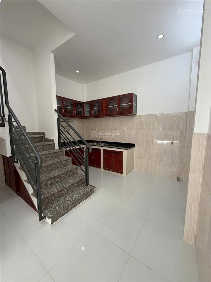 Hẻm xe hơi chế lan viên, tây thạnh, tân phú. 4 x 26m. 1 trệt, 1 lầu, 3 phòng ngủ, 2wc. giá 7.8 tỷ