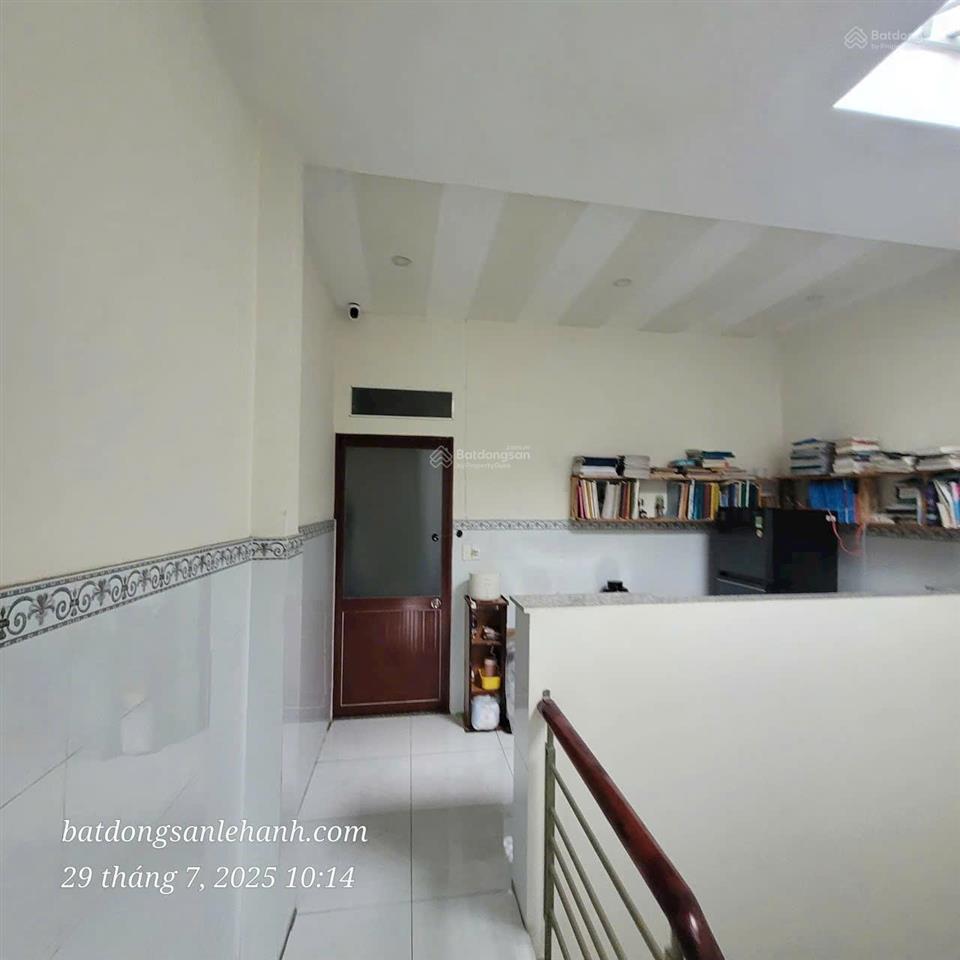 Hẻm xe hơi chế lan viên, tây thạnh, tân phú. 4 x 26m. 1 trệt, 1 lầu, 3 phòng ngủ, 2wc. giá 7.8 tỷ