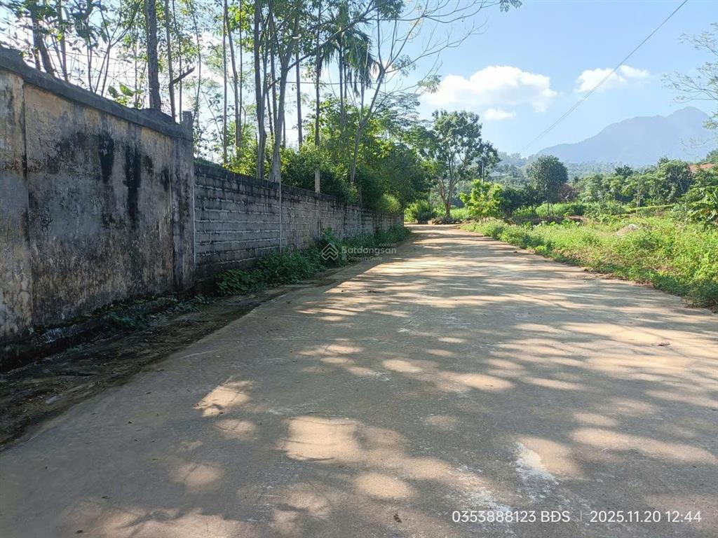 Đất đẹp giá đầu tư tại thôn bài  yên bài  hà nội. dt 350m2 mặt tiền hơn 13m. giá 3, x tỷ