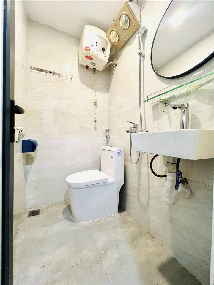 Bán nhà tập thể 2pn tt thuốc lá thăng long, đường nguyễn trãi, thanh xuân. giá 2,x tỷ (x nhỏ xíu)