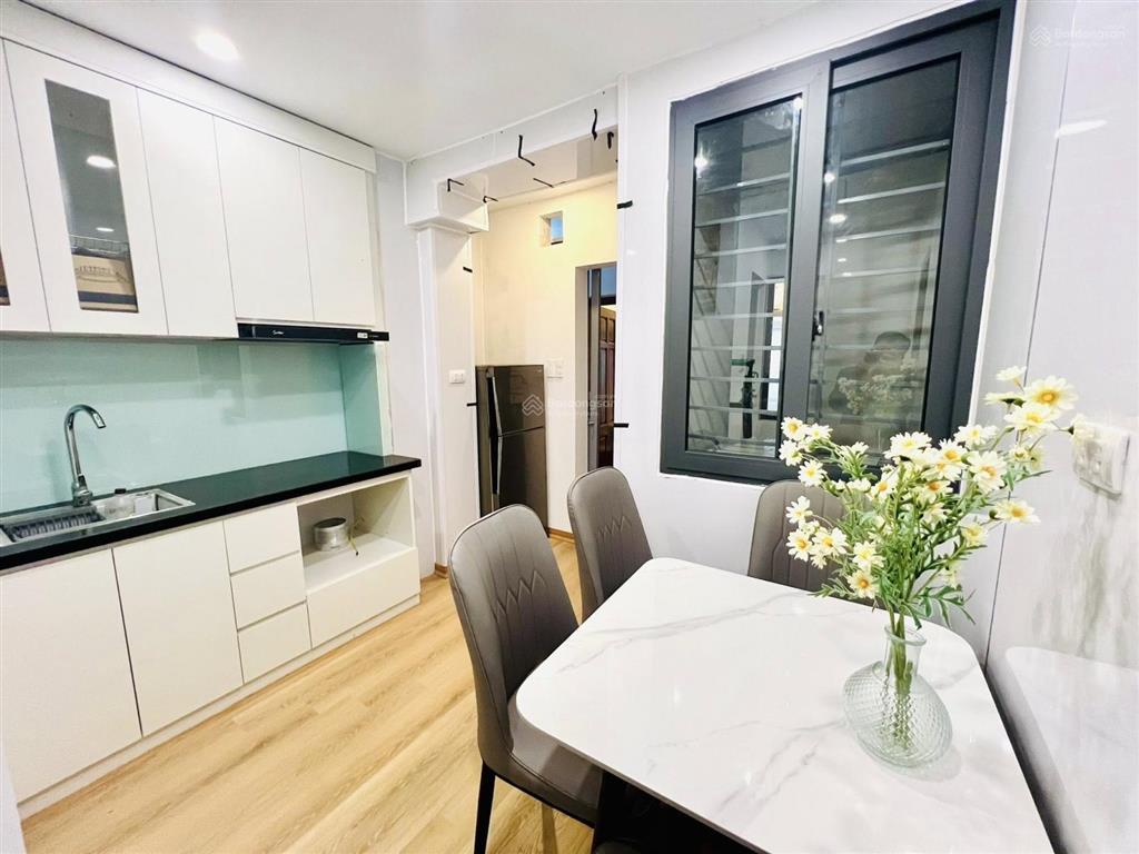 Bán nhà tập thể 2pn tt thuốc lá thăng long, đường nguyễn trãi, thanh xuân. giá 2,x tỷ (x nhỏ xíu)