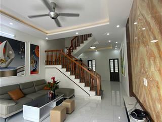Nhà 2,5 tầng 2,0x tỷ ngõ ô tô tại quỳnh hoàng, nam sơn gần đường 351 khu dân cư đông đúc