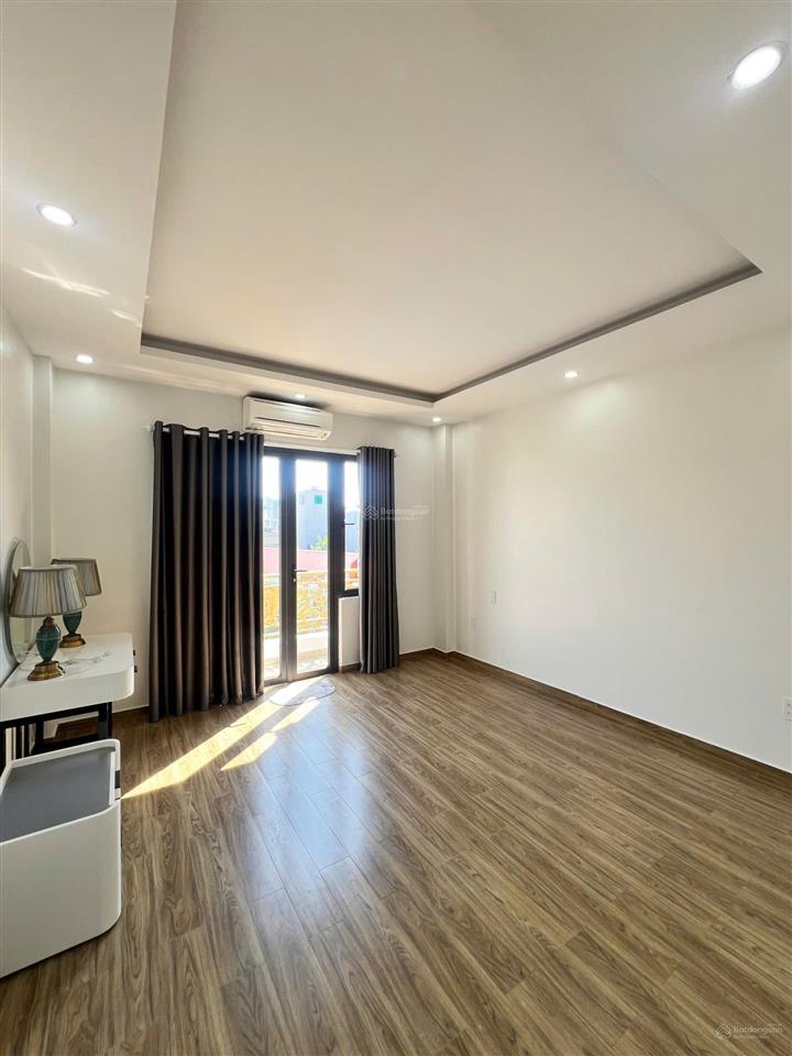 Nhà gara ô tô mặt đường 203 cái tắt, an đồng, an dương, hải phòng ngay cầu vượt cơ điện