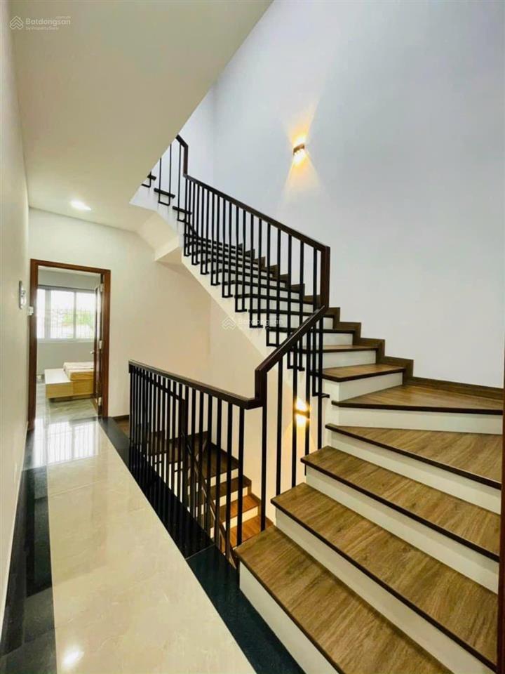 Bán nhà 3 tầng kđt vcn phước long 1 đối diện công viên  75m2 ngang 5m  sổ hồng hoàn công