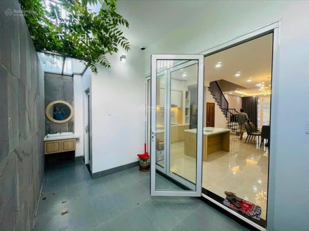 Bán nhà 3 tầng kđt vcn phước long 1 đối diện công viên  75m2 ngang 5m  sổ hồng hoàn công