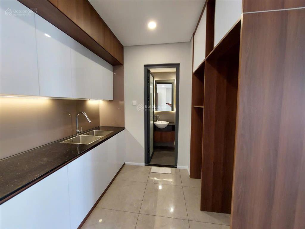 Cần bán chung cư vĩnh hội căn 2pn 2wc 72m2 căn góc đẹp view đẹp thoáng mát.  0948 032 ***