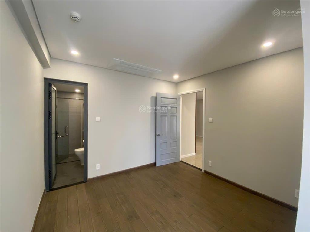 Cần bán chung cư vĩnh hội căn 2pn 2wc 72m2 căn góc đẹp view đẹp thoáng mát.  0948 032 ***
