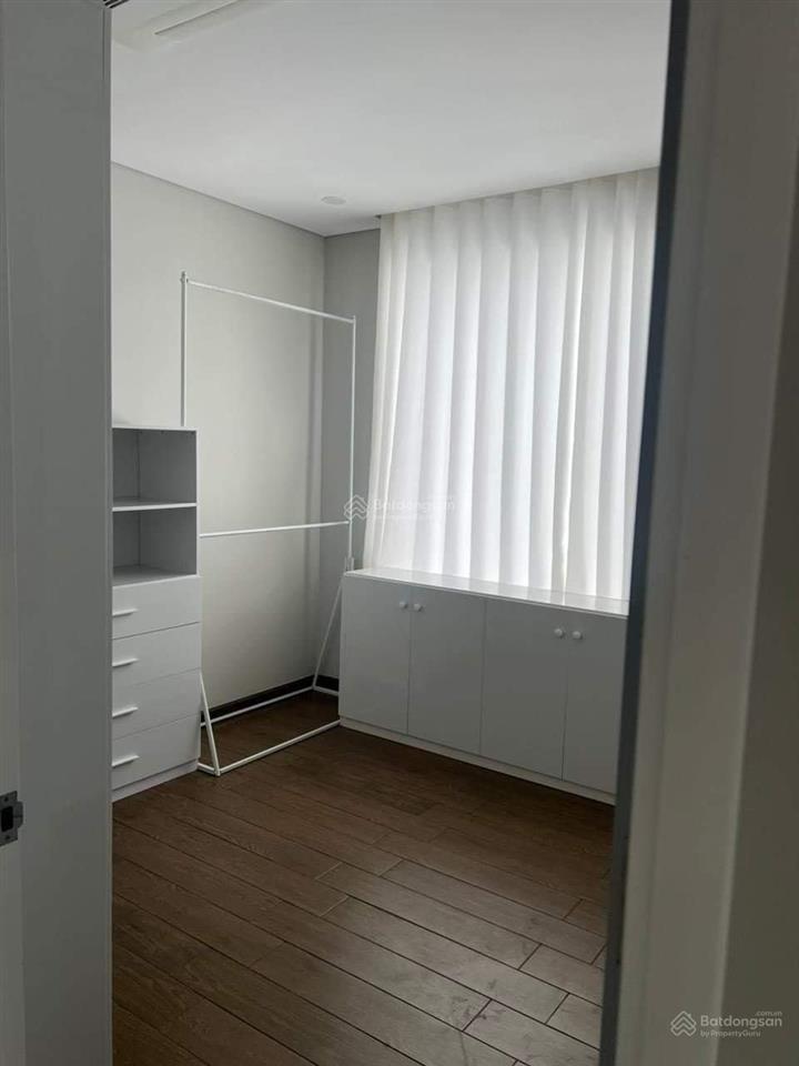 Cần bán căn hộ chung cư vĩnh hội 2 pn, 2wc, có nội thất, giá 6tỷ3.  0948 032 ***