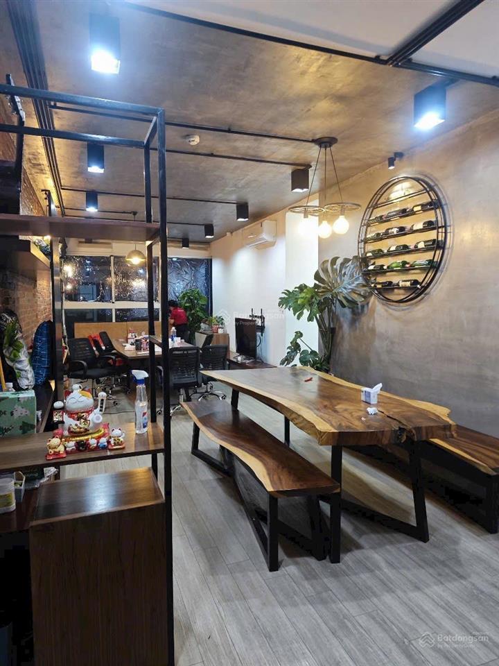 Cần bán căn hộ cộng hoà garden tân bình, 3pn 2wc 97m2, có đầy đủ nội thất.  0948 032 ***