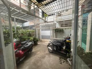 Bán nhà 4 tầng đường hùng vương chỉ cách biển 300m mức giá 63tr/m2