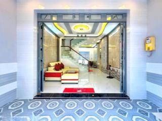 Nhà mới 3 tầng/ sân rộng gần mt huỳnh tấn phát ngay nam long  phú mỹ hưng đầy đủ nội thất c cấp