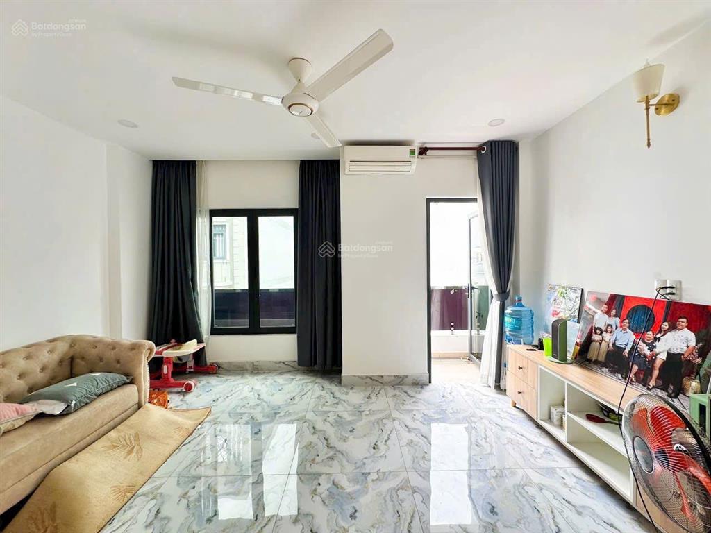 Nhà đẹp 3 tầng/ tặng full ntccsân rộng 4 pn hxh sát bên huỳnh tấn phát nam long trần trọng cung