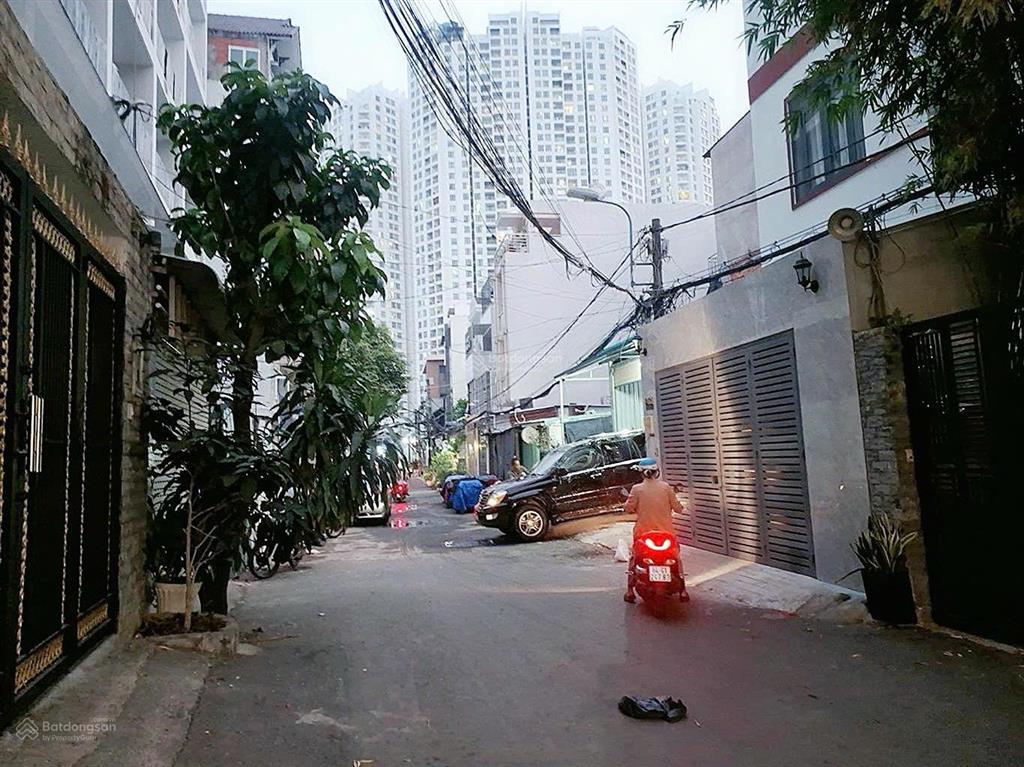 Siêu phẩm hiếm 2 lầu/ hẻm xh tránh lâm văn bền ngay cư xá nh đhtc marketting 4 x 18 m 3 pn
